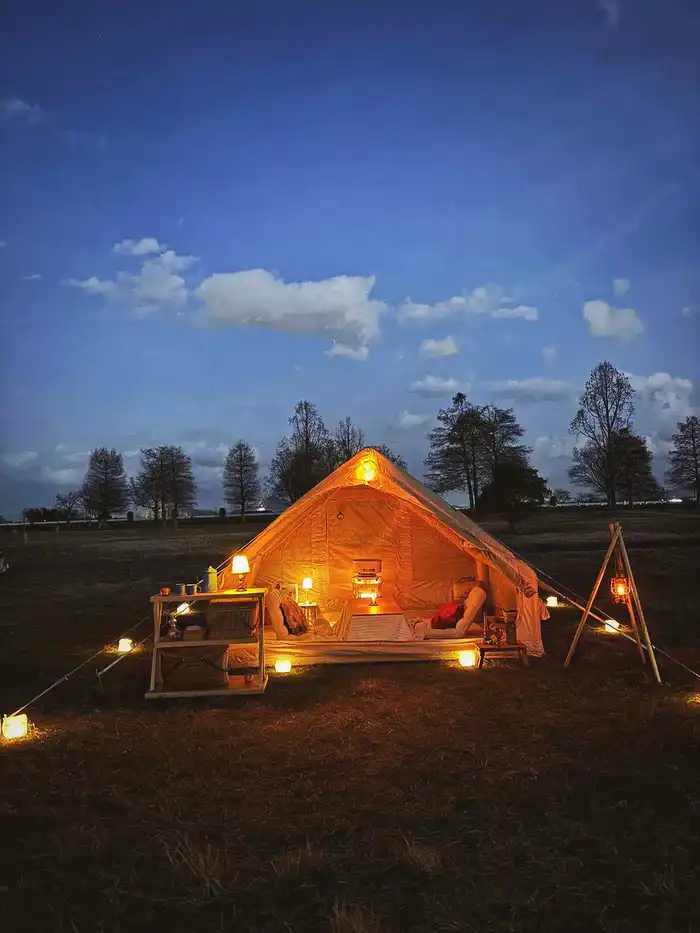 Shell and roofline - Inflatable Camping Tent