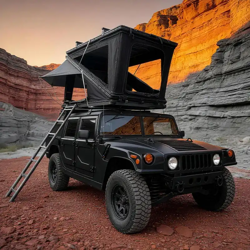 Side profile - Triangle Hard Shell Rooftop Tent